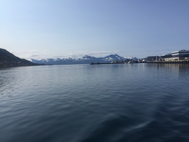 Kräftiges Sturmtief verzögert Abreise um 10 Stunden  //  Meeresbiologen vom Institute of Marine Research zu Gast auf der Marevida  //  Weltberühmtes Polarmuseum besucht  //  Ab morgen auf den Spuren von Roald Amundsen unterwegs. Ein bisschen unwirklich ...